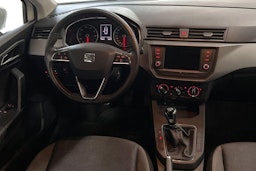 valkoinen SEAT Ibiza 2019 kuva 9.