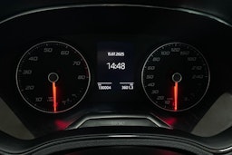 valkoinen SEAT Ibiza 2019 kuva 13.