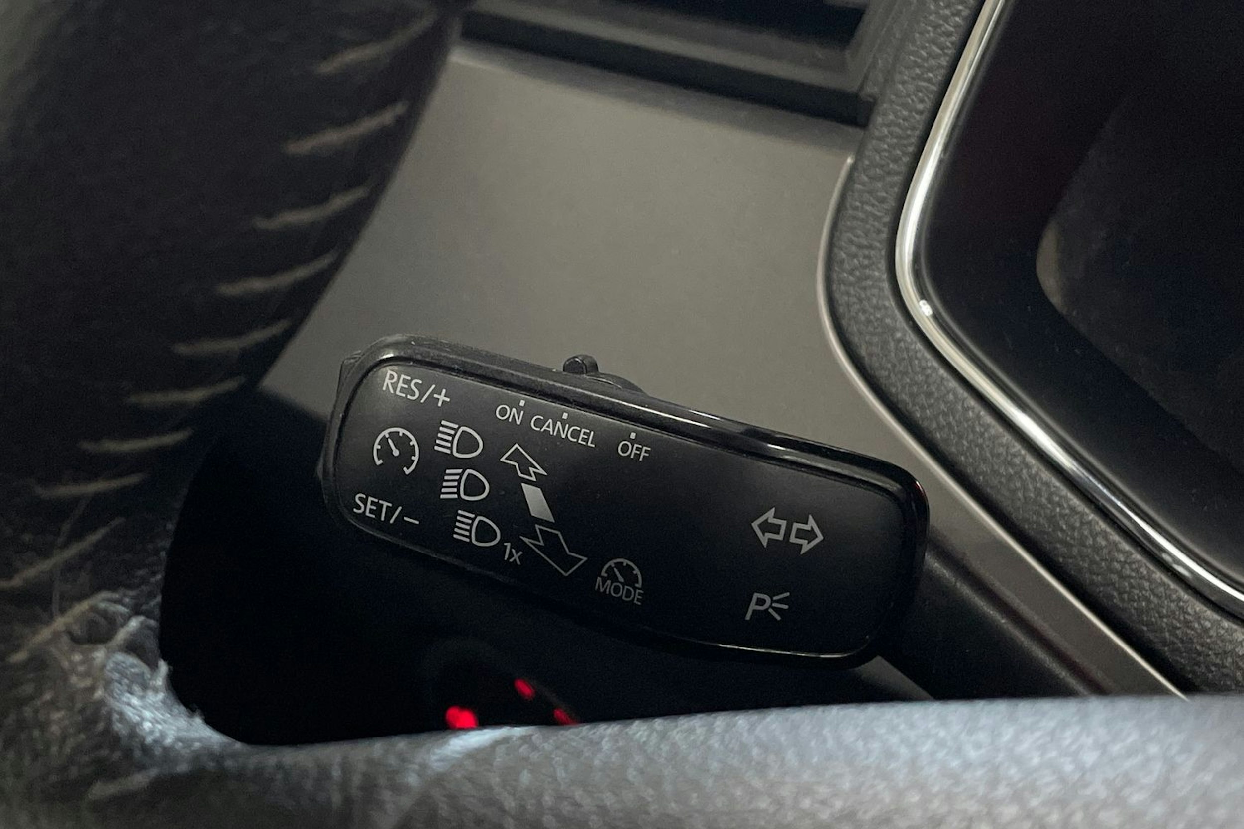 valkoinen SEAT Ibiza 2019 kuva 14.