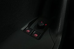 valkoinen SEAT Ibiza 2019 kuva 21.