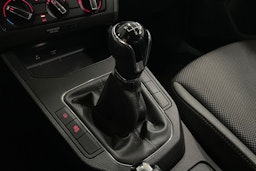 valkoinen SEAT Ibiza 2019 kuva 22.