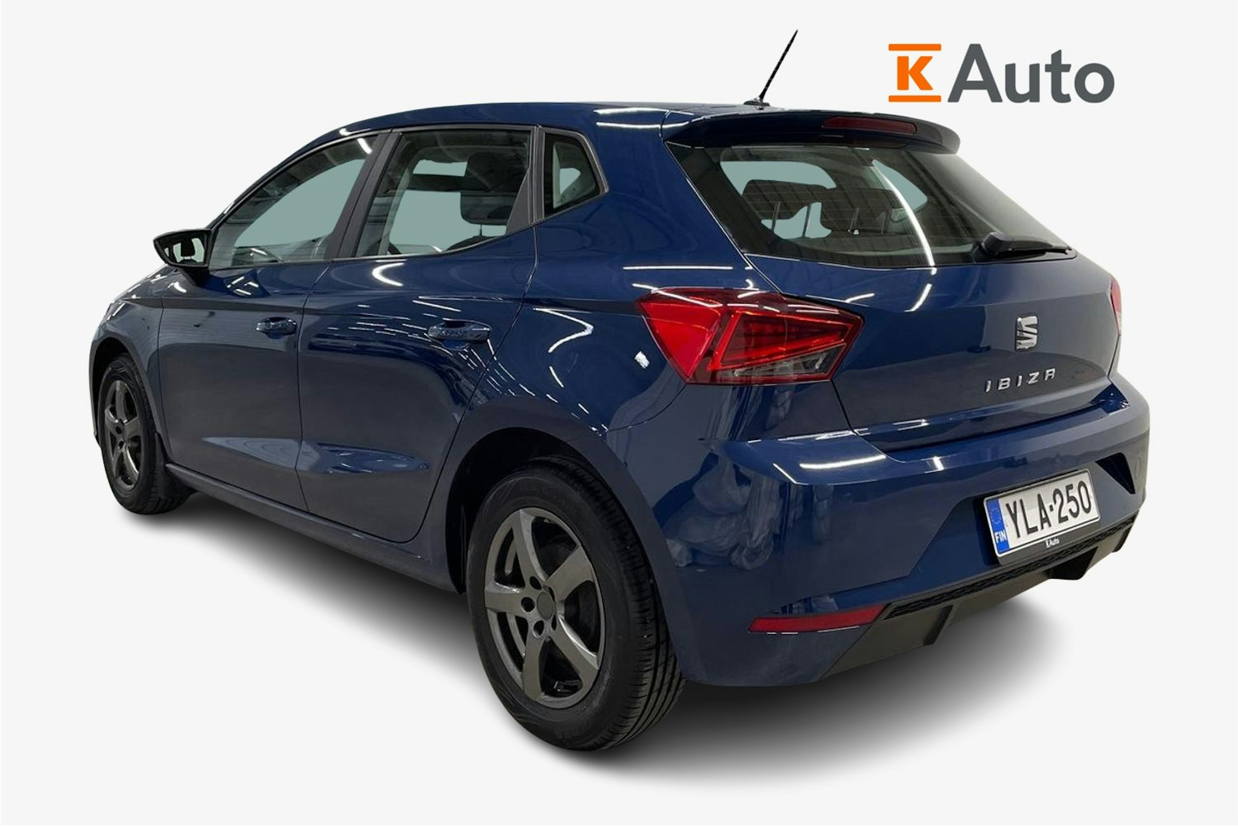 Sininen SEAT IBIZA 2019 kuva 2.