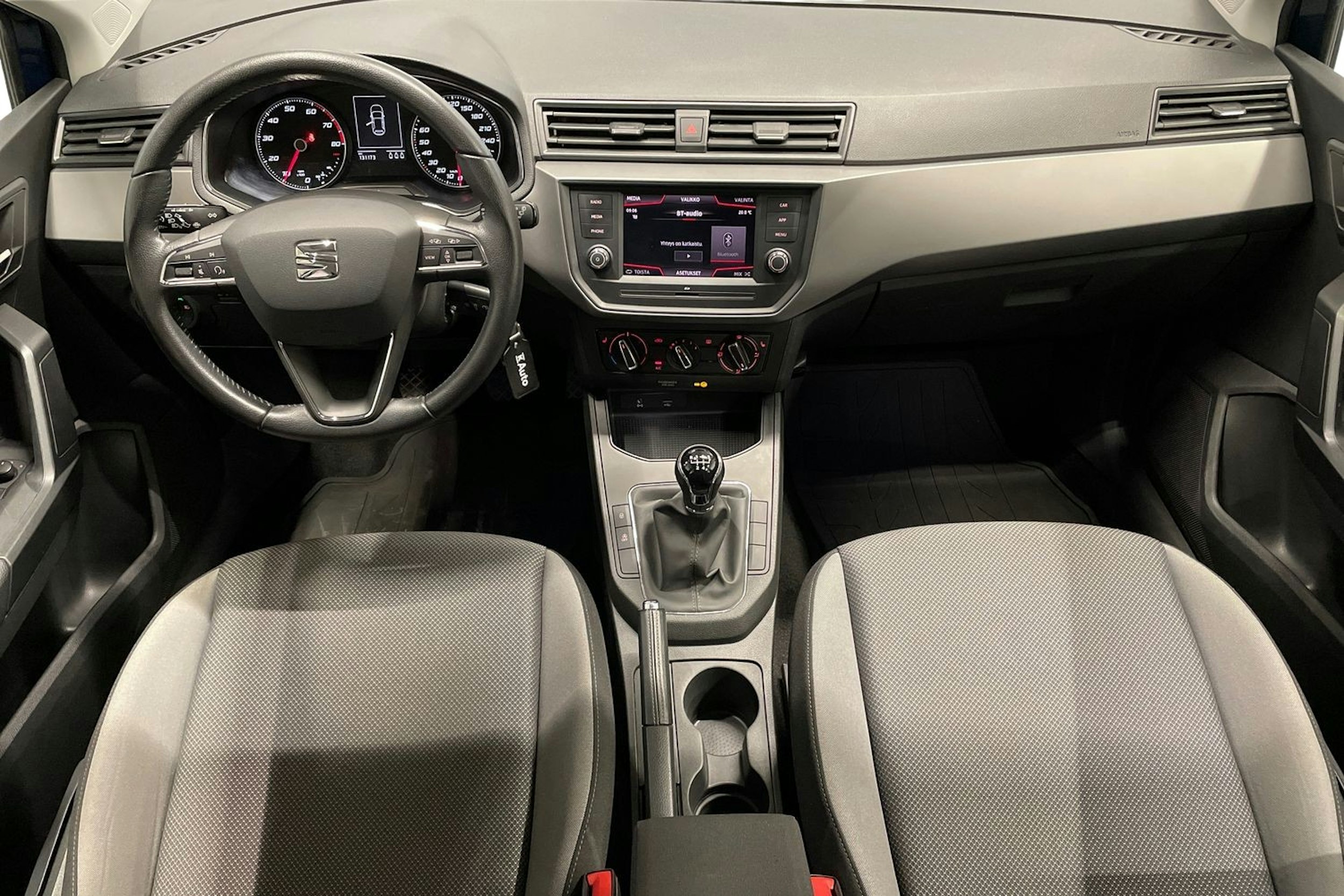 Sininen SEAT IBIZA 2019 kuva 9.