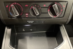Sininen SEAT IBIZA 2019 kuva 19.