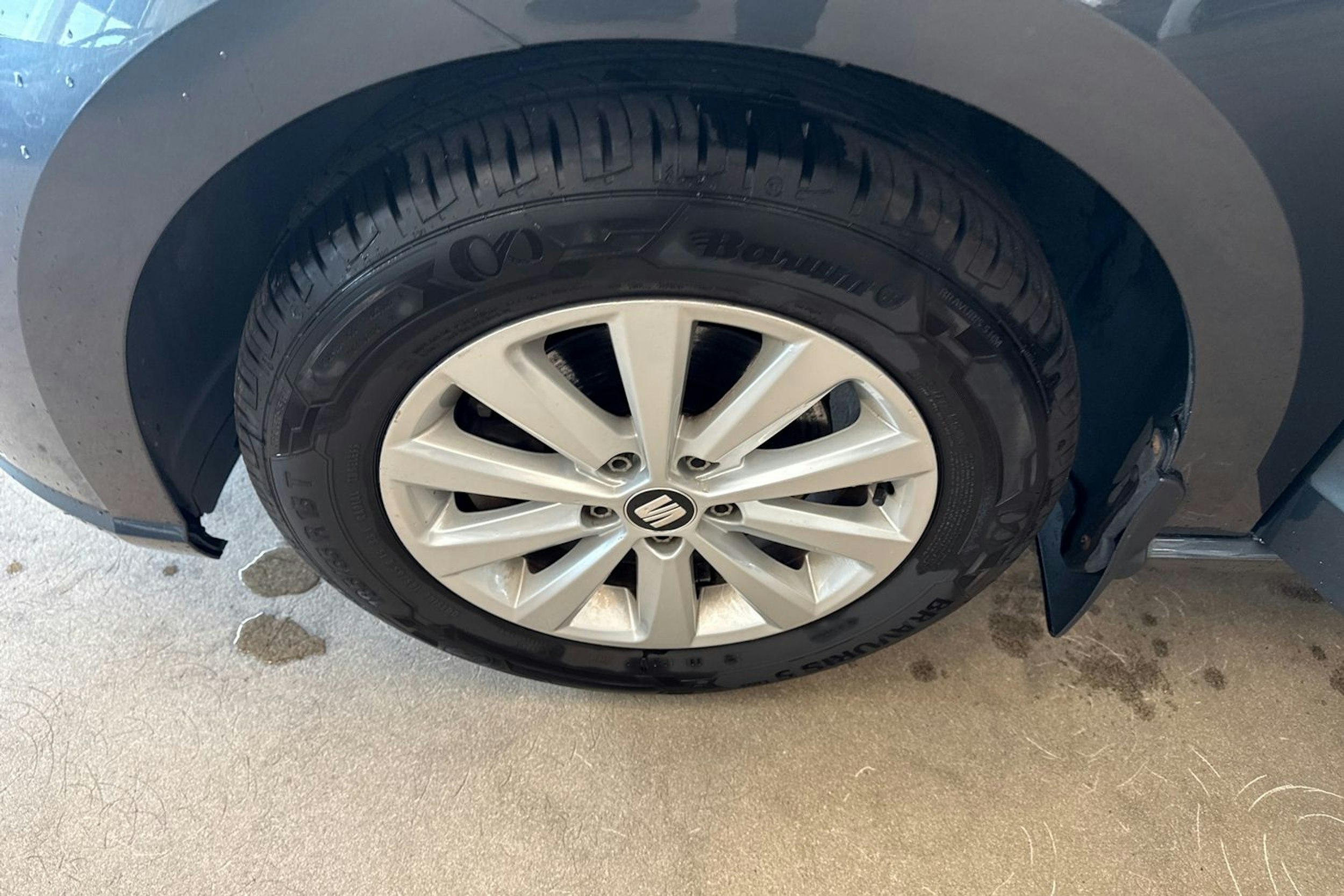 Harmaa SEAT IBIZA 2019 kuva 10.