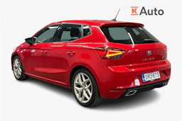 punainen SEAT Ibiza 2020 kuva 2.