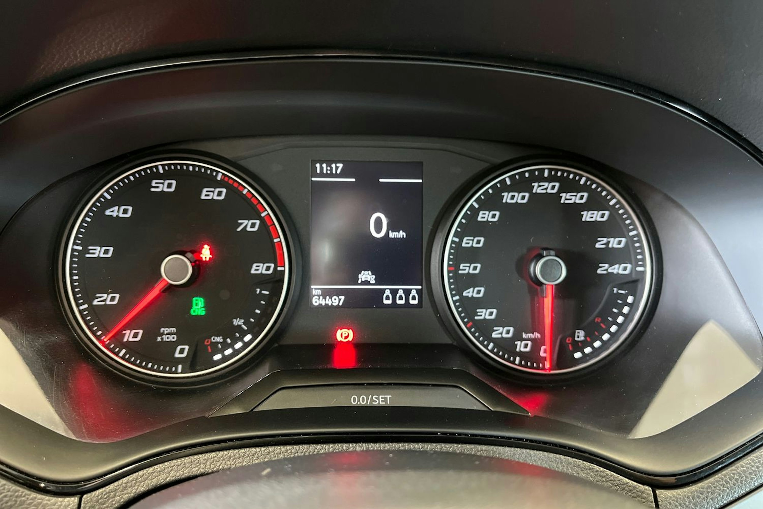 punainen SEAT Ibiza 2020 kuva 15.