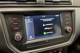 punainen SEAT Ibiza 2020 kuva 18.