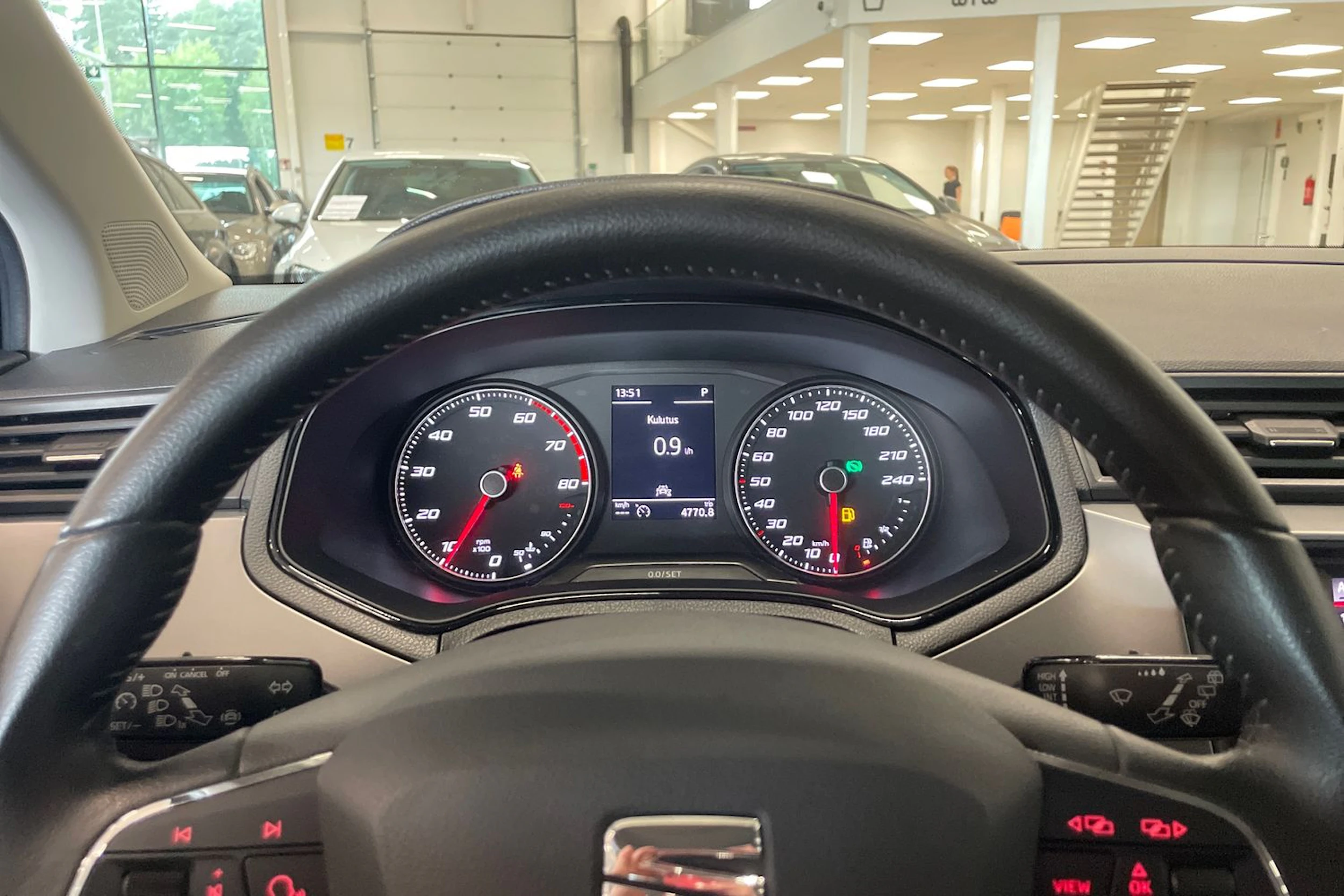 harmaa SEAT Ibiza 2020 kuva 12.