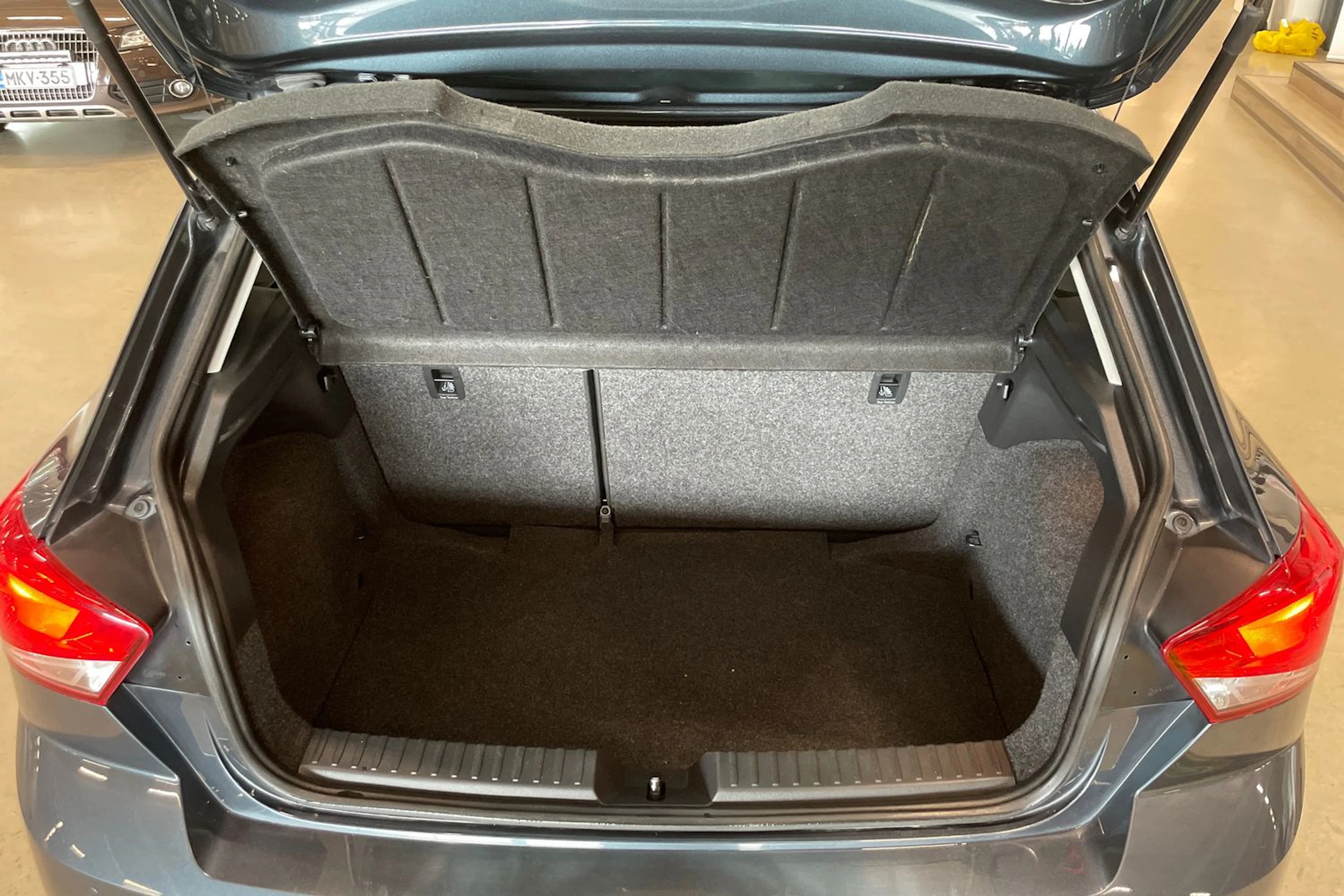 harmaa SEAT Ibiza 2020 kuva 26.