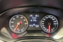 oranssi SEAT Ibiza 2020 kuva 18.