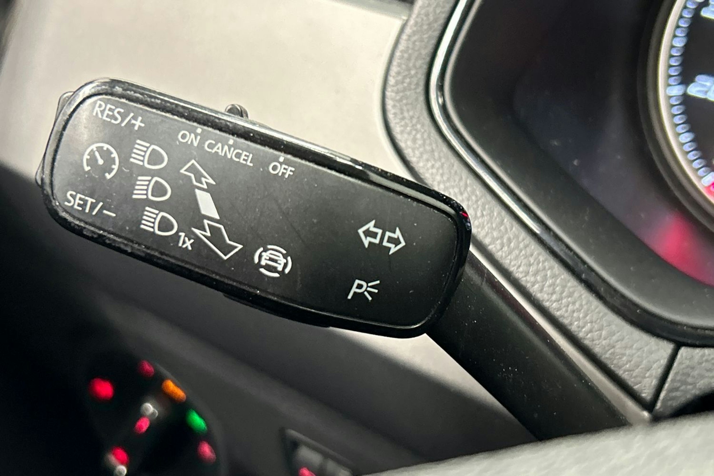 oranssi SEAT Ibiza 2020 kuva 19.