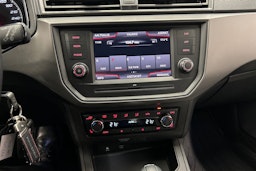 oranssi SEAT Ibiza 2020 kuva 22.