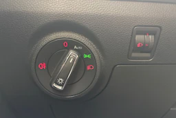 Valkoinen SEAT IBIZA 2020 kuva 19.
