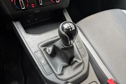 Valkoinen SEAT IBIZA 2020 kuva 22.