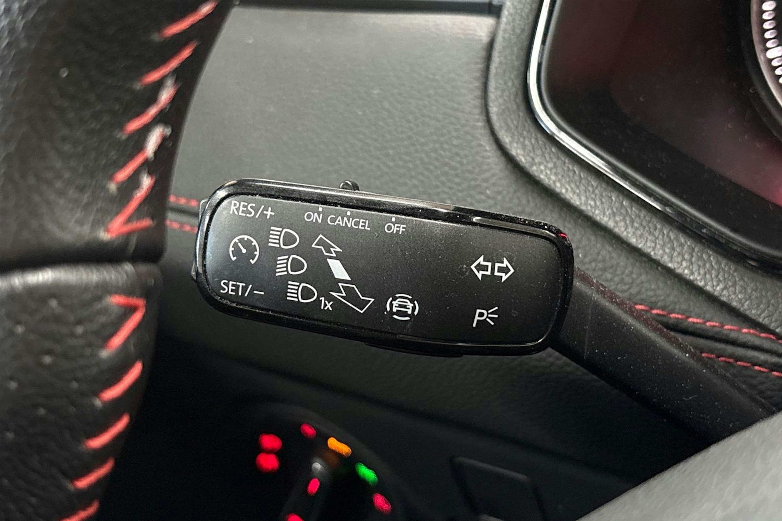 Valkoinen SEAT IBIZA 2021 kuva 23.