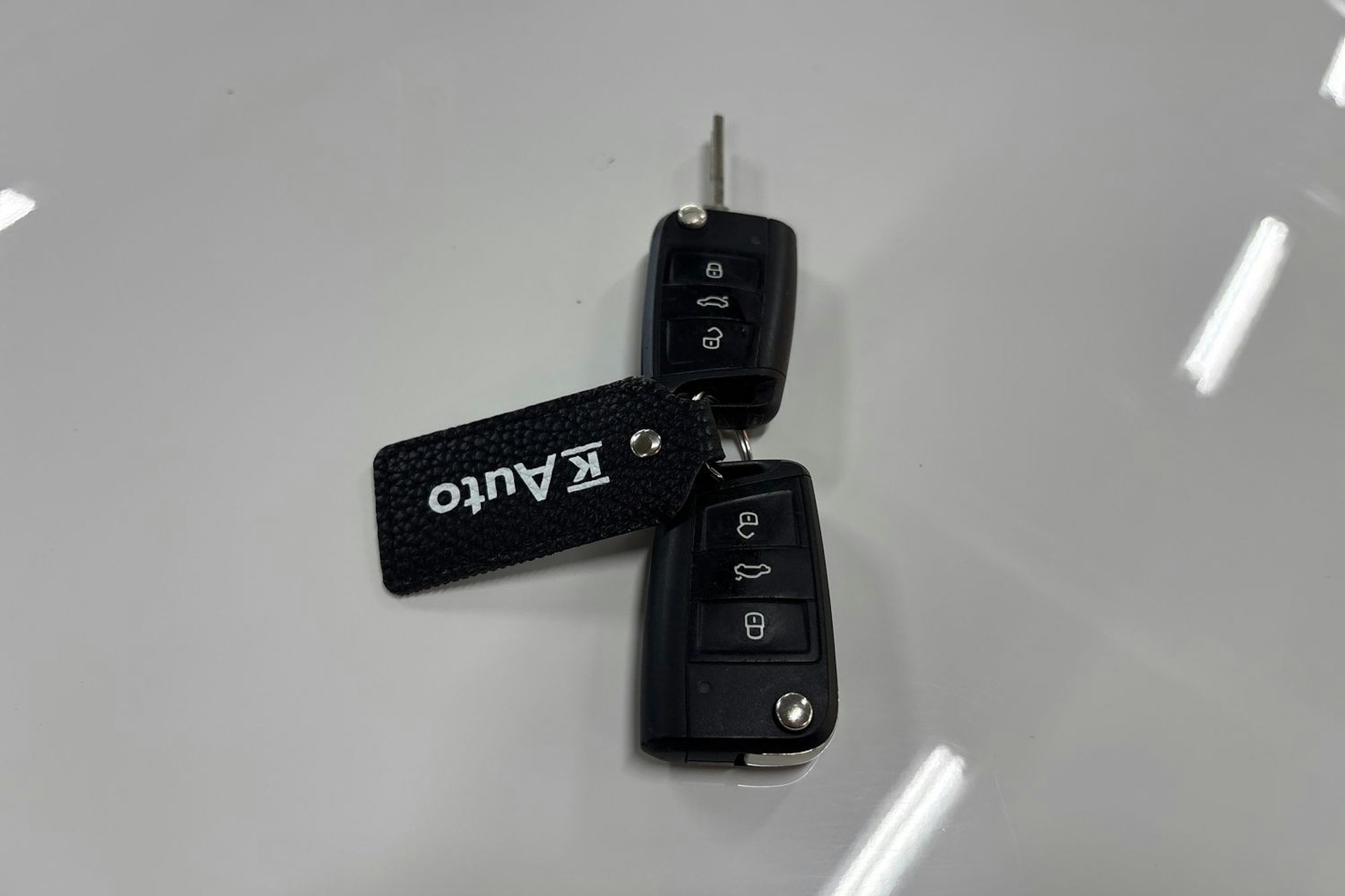 Valkoinen SEAT IBIZA 2021 kuva 27.