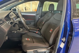 sininen SEAT Ibiza 2021 kuva 11.