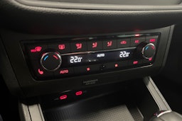 sininen SEAT Ibiza 2021 kuva 17.