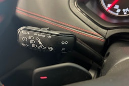 sininen SEAT Ibiza 2021 kuva 23.