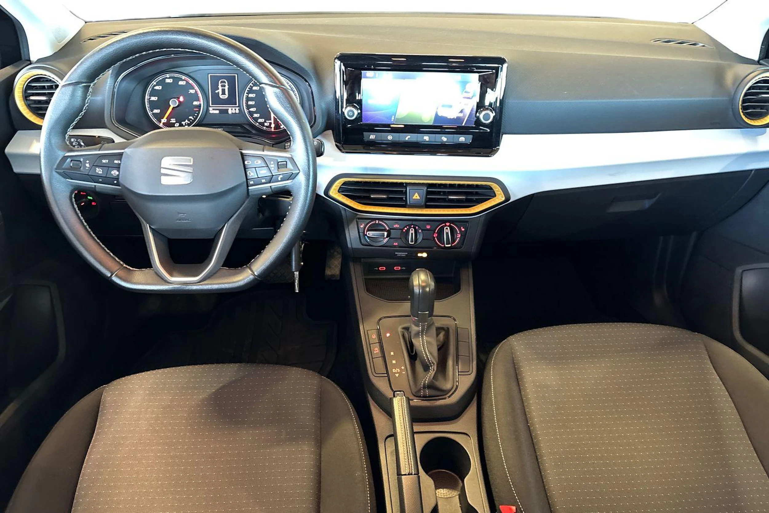 Sininen SEAT IBIZA 2021 kuva 9.