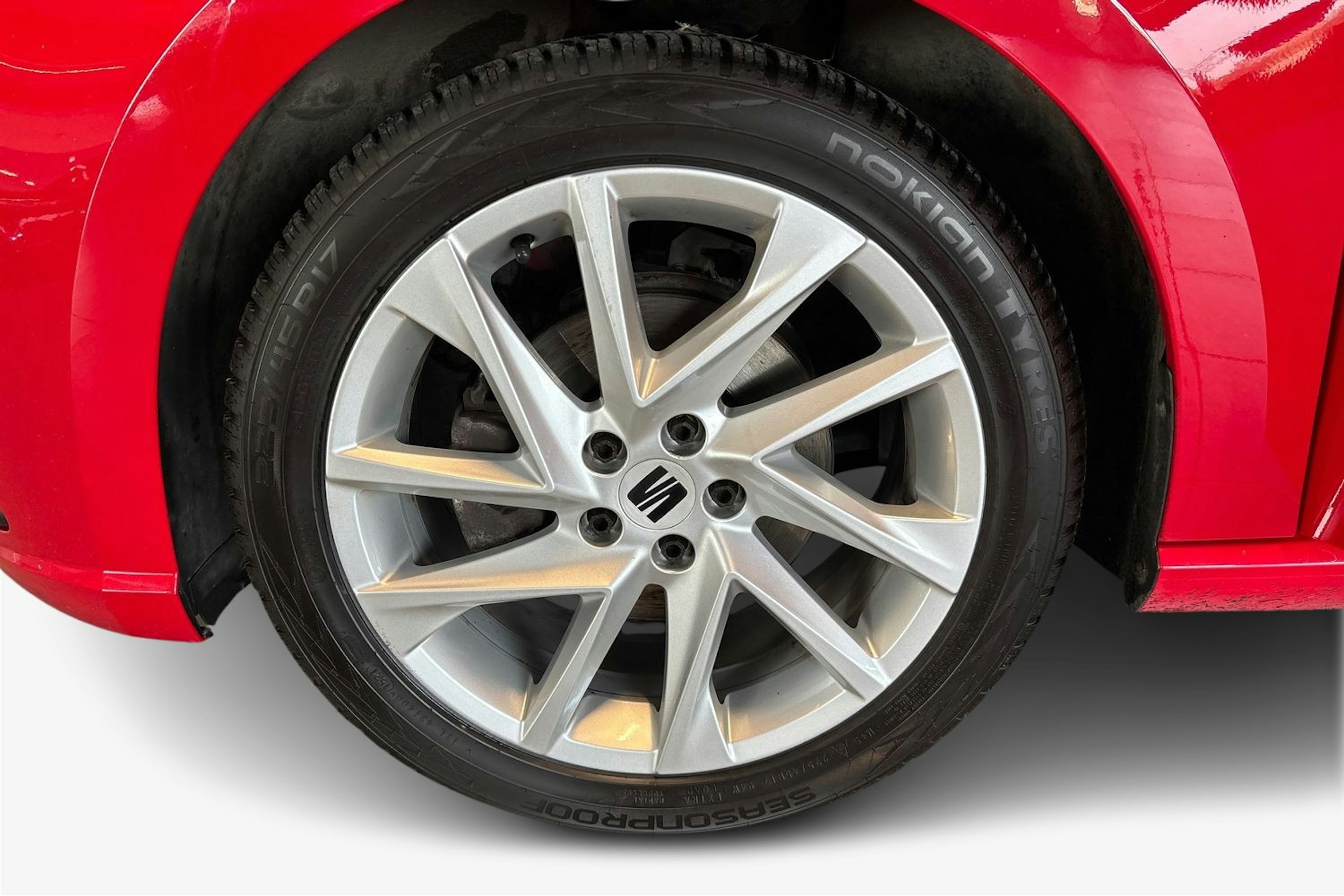 Punainen SEAT IBIZA 2021 kuva 11.