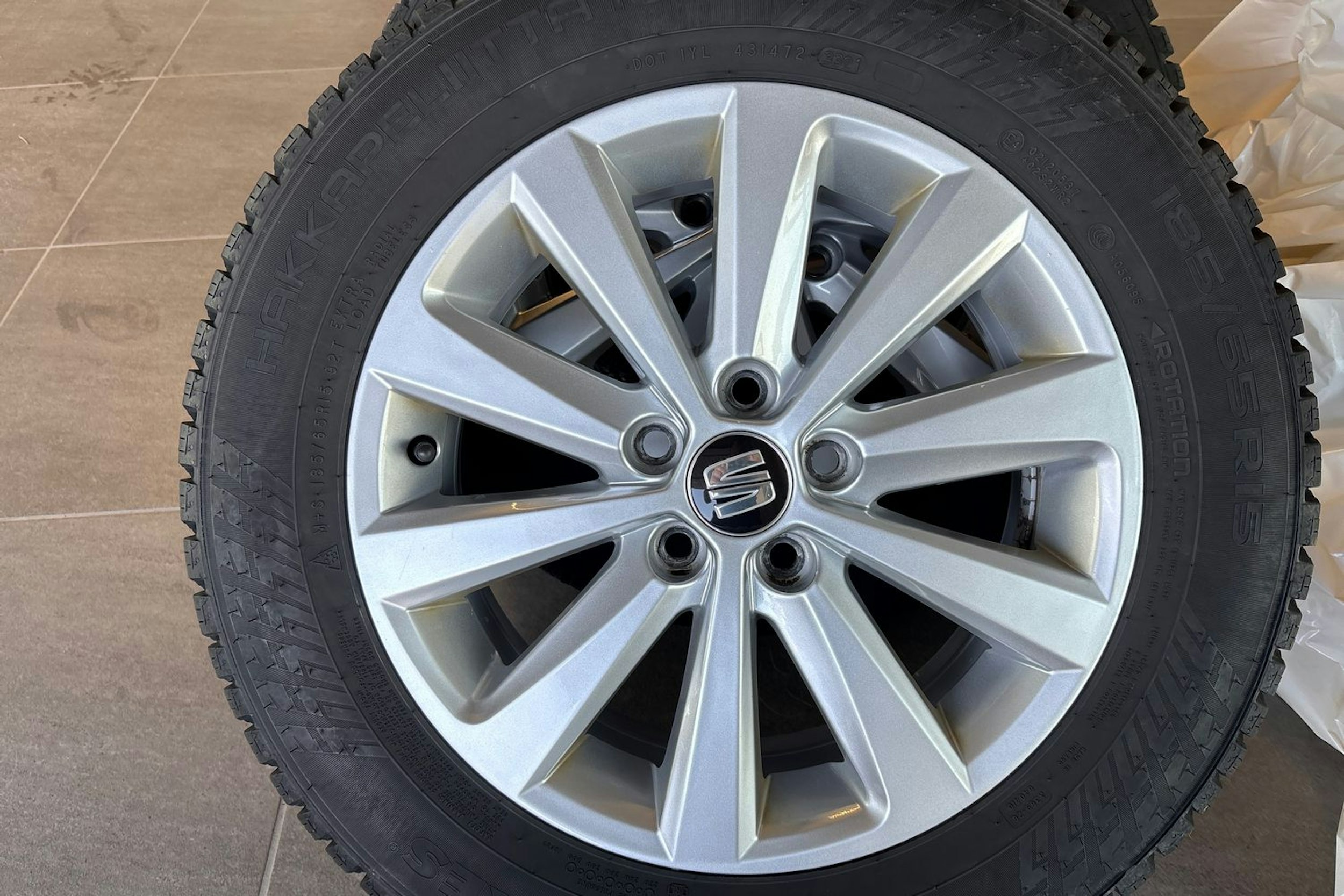 Punainen SEAT IBIZA 2021 kuva 21.