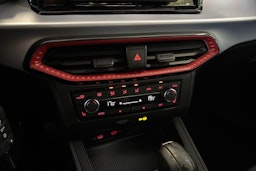 Punainen SEAT IBIZA 2021 kuva 24.