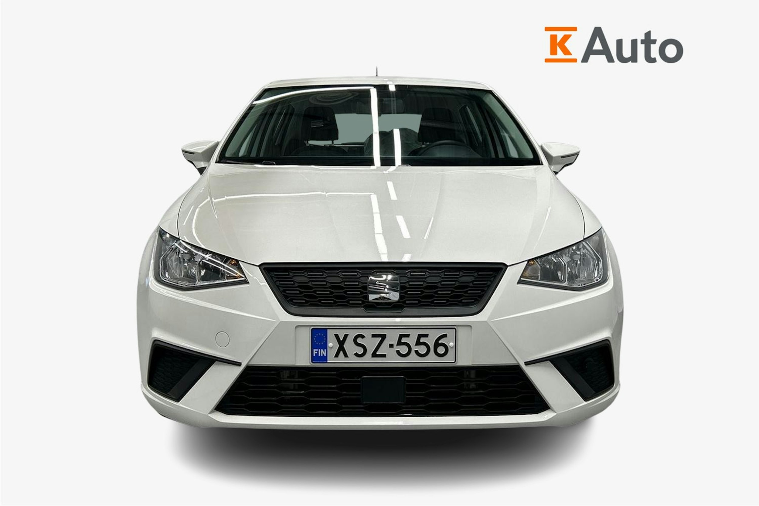 valkoinen SEAT Ibiza 2021 kuva 5.