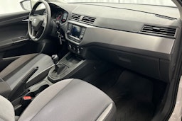 valkoinen SEAT Ibiza 2021 kuva 16.