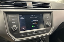 valkoinen SEAT Ibiza 2021 kuva 24.