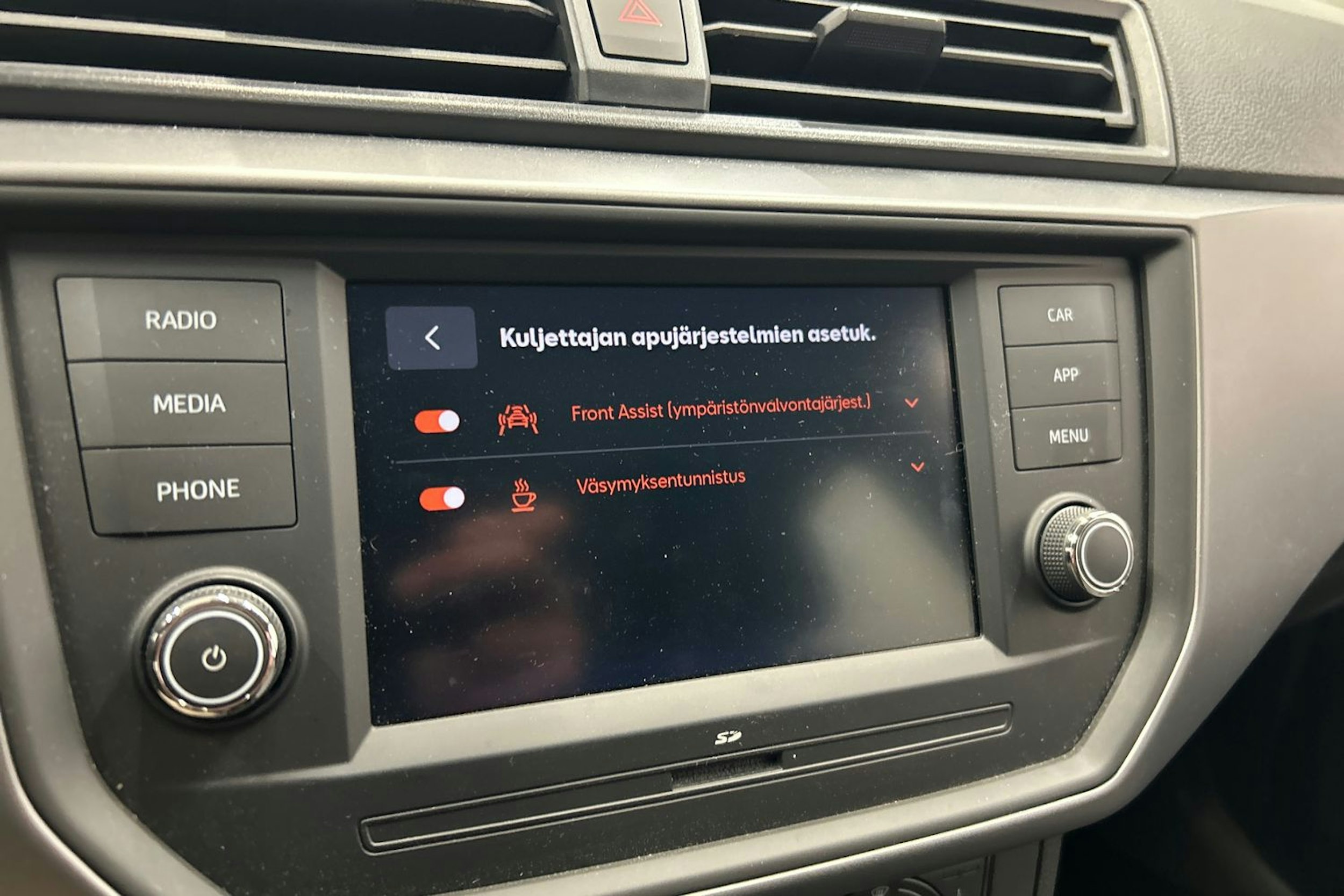 valkoinen SEAT Ibiza 2021 kuva 25.