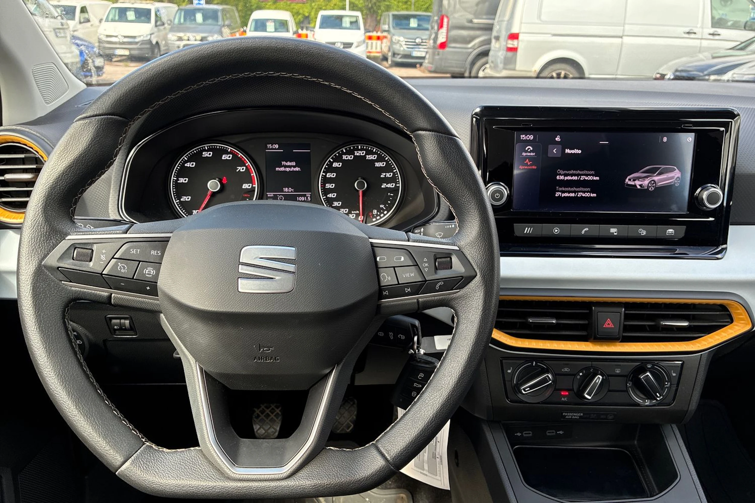valkoinen SEAT Ibiza 2022 kuva 4.