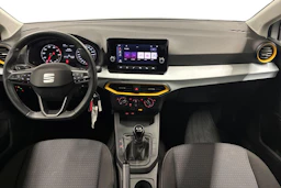 valkoinen SEAT Ibiza 2022 kuva 7.
