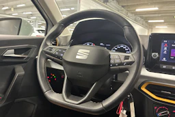 valkoinen SEAT Ibiza 2022 kuva 12.