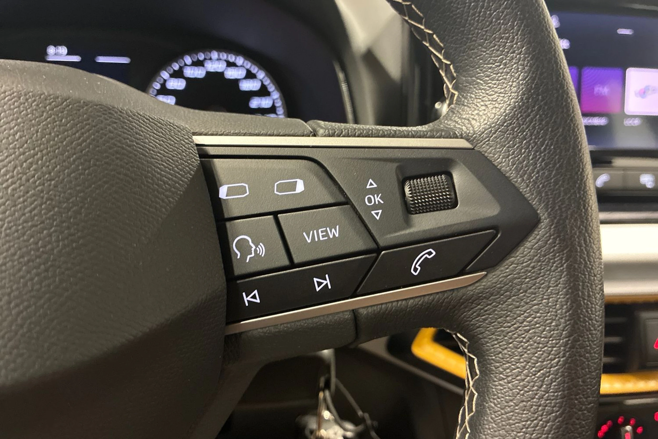 valkoinen SEAT Ibiza 2022 kuva 15.