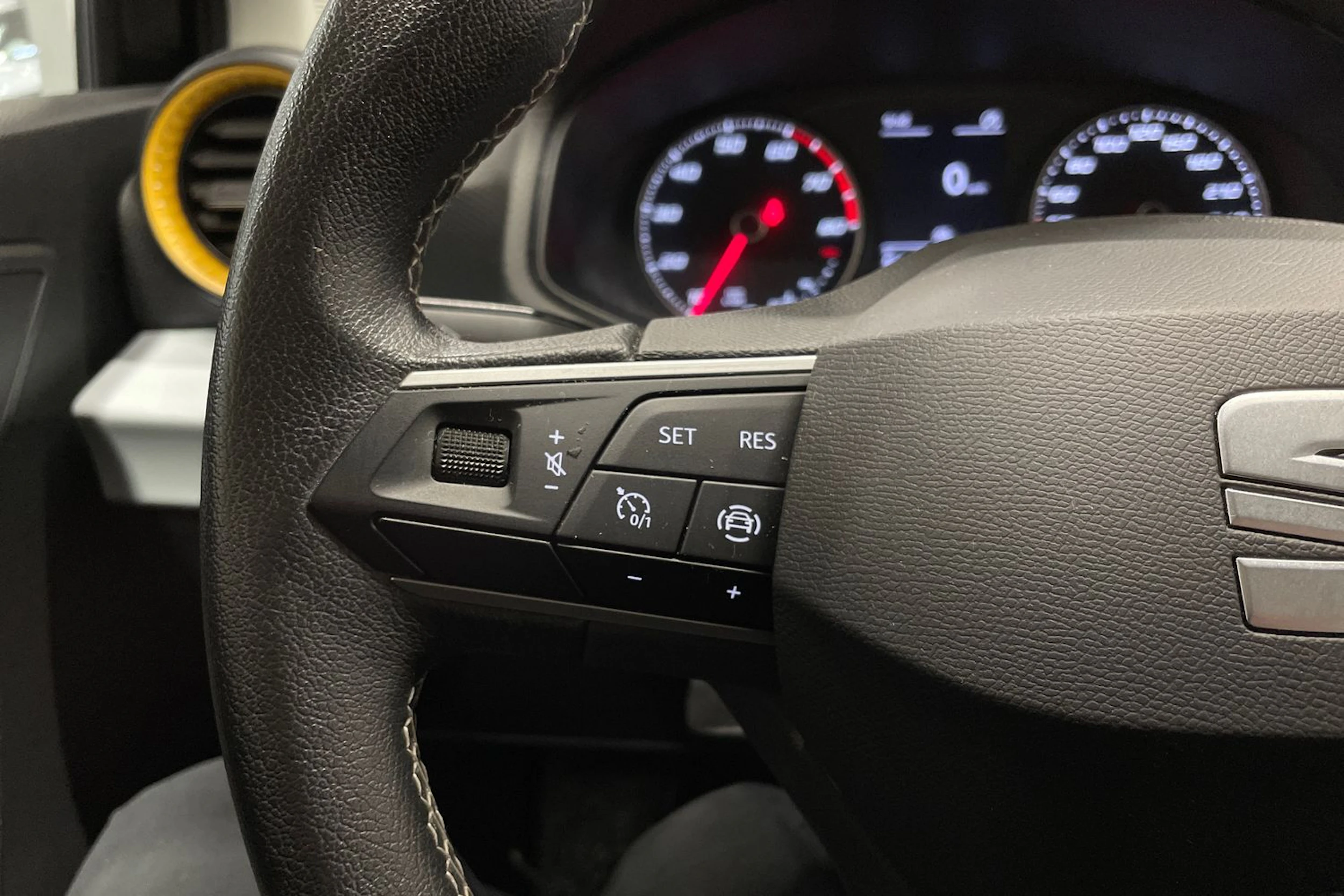musta SEAT Ibiza 2022 kuva 19.