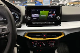 sininen SEAT Ibiza 2022 kuva 19.