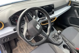 oranssi SEAT Ibiza 2022 kuva 3.