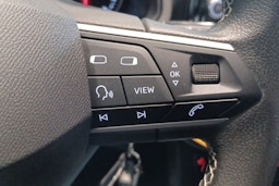 oranssi SEAT Ibiza 2022 kuva 16.