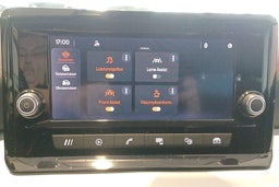 oranssi SEAT Ibiza 2022 kuva 21.