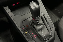 punainen SEAT Ibiza 2022 kuva 20.