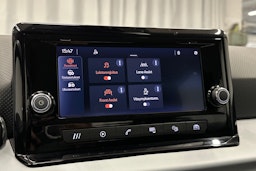 punainen SEAT Ibiza 2022 kuva 25.