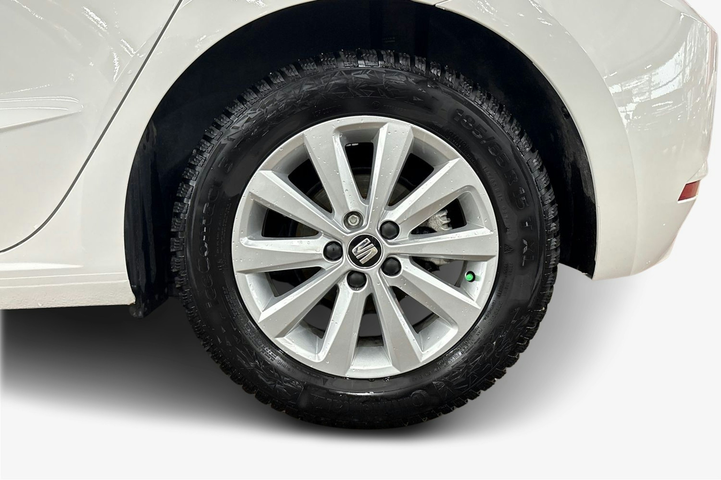 valkoinen SEAT Ibiza 2023 kuva 11.