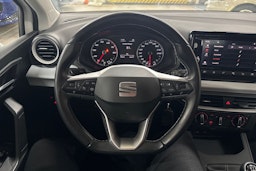 valkoinen SEAT Ibiza 2023 kuva 14.