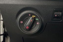 valkoinen SEAT Ibiza 2023 kuva 23.