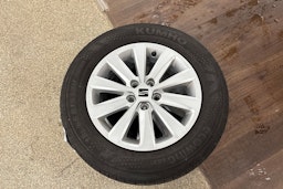 valkoinen SEAT Ibiza 2023 kuva 25.