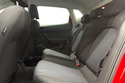 punainen SEAT Ibiza 2023 kuva 11.