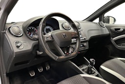 harmaa SEAT Ibiza SC 2016 kuva 6.