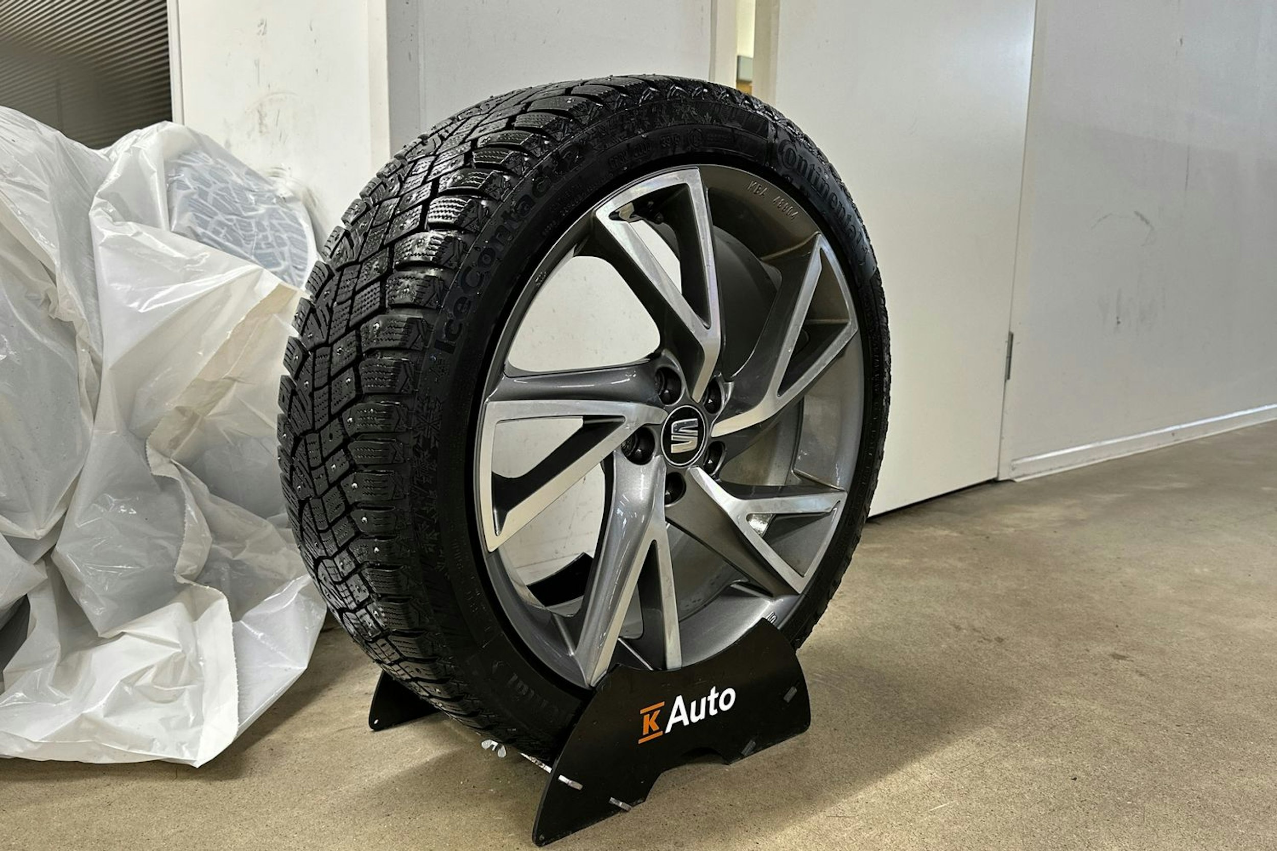 harmaa SEAT Ibiza SC 2016 kuva 10.